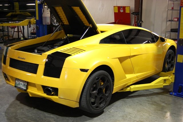 Lamborghini Repair Images | Eurohaus Motorsports ArtStudio54 